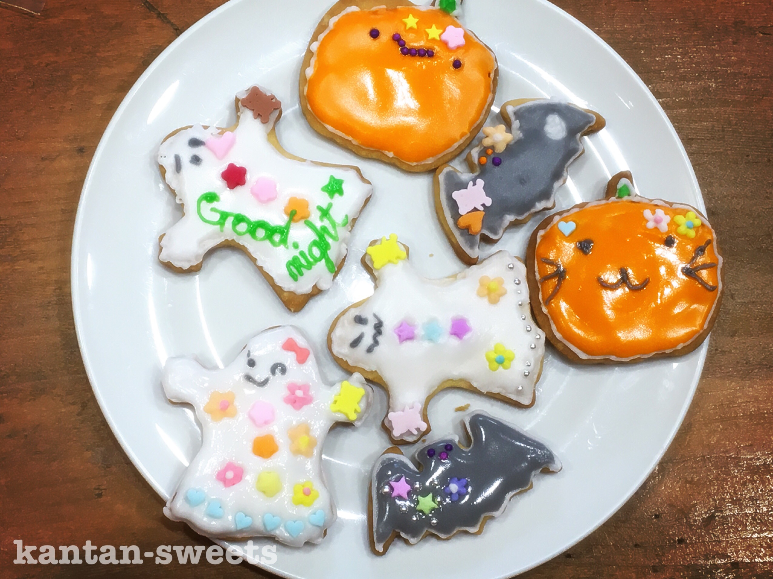 ハロウィンアイシングクッキー１０月のレッスンは魔女とふくろうと猫も登場！